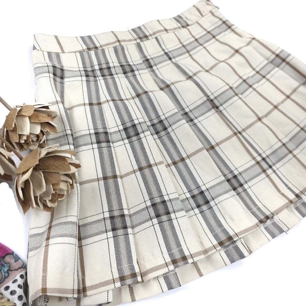 Hesperus Plaid Cream and Brown Women's Skirt Sz 6 Junior Lg